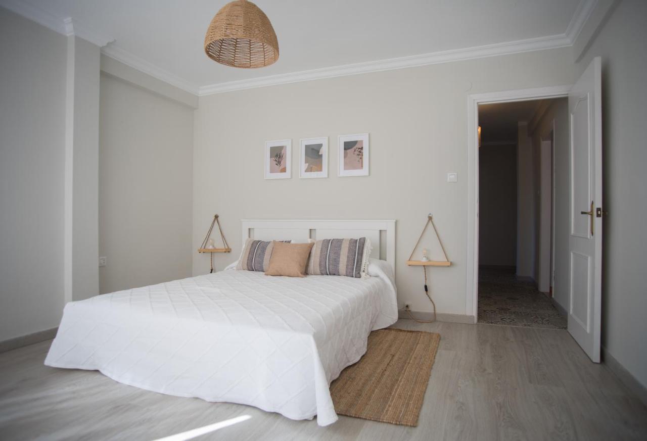 Playa Victoria Ha Apartment Кадис Екстериор снимка