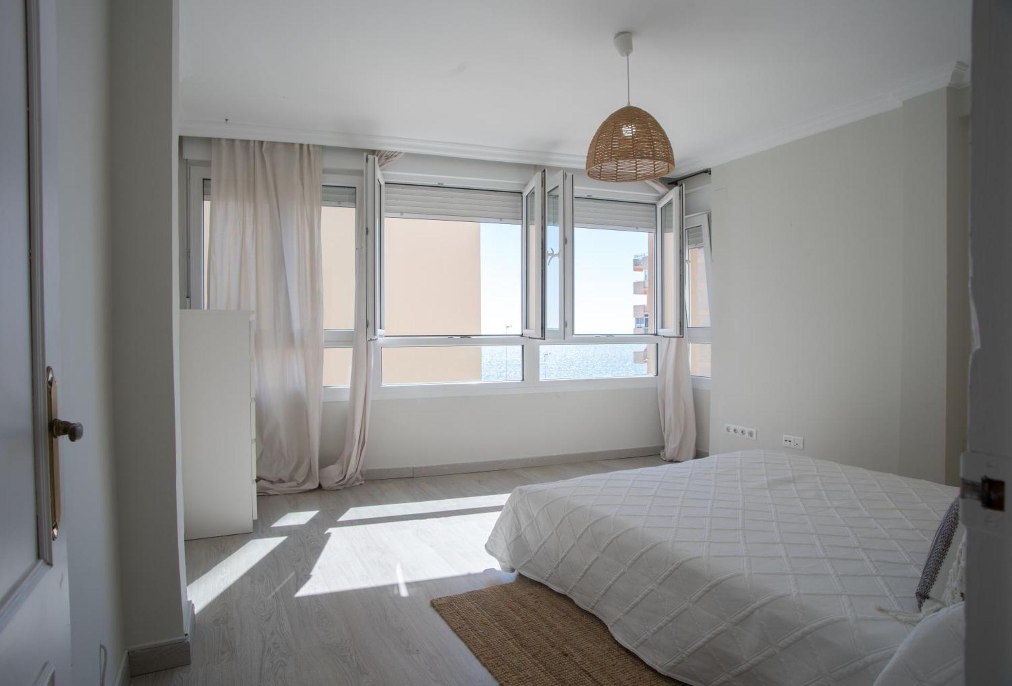 Playa Victoria Ha Apartment Кадис Екстериор снимка