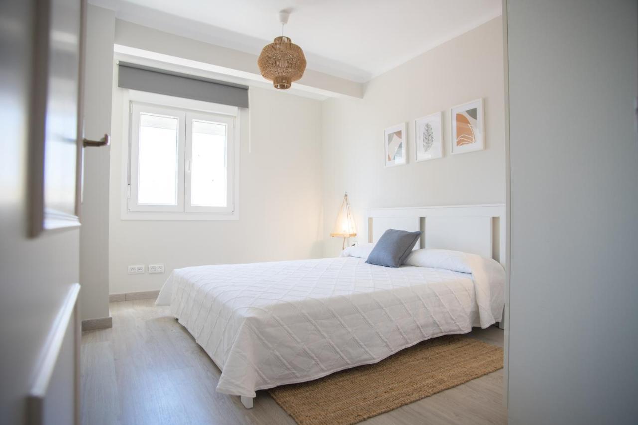 Playa Victoria Ha Apartment Кадис Екстериор снимка