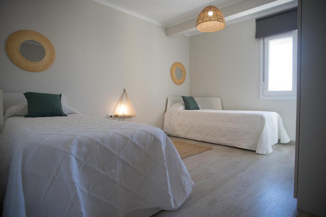 Playa Victoria Ha Apartment Кадис Екстериор снимка
